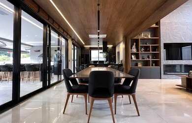 Imagem 5: Casa para aluguel e venda tem 650 metros quadrados com 5 quartos