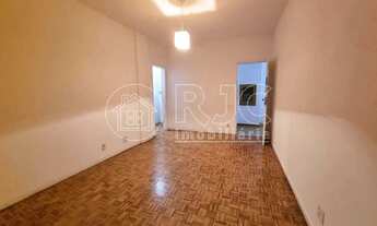 Imagem 4: Apartamento para venda possui 70 metros quadrados com 2 quartos