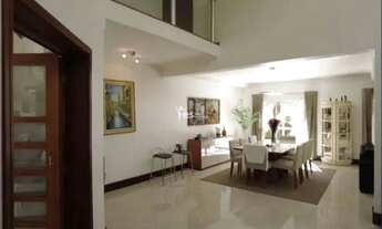 Imagem 3: Sobrado semi mobiliado para locação com 360m² de área construída, sendo 3 suítes, 5 banhei