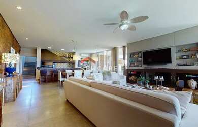 Imagem: Casa de condomínio em Av. Paraguassu