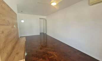 Imagem 4: Lindo Apt, 02 Qtos (1 suíte), sala e cozinhas amplas, dependência completa. 01 vaga de gar