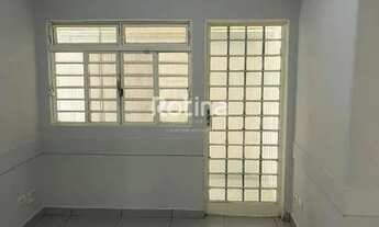 Imagem 3: Casa à venda, 3 quartos, 1 suíte, 2 vagas, Presidente Roosevelt - Uberlândia/MG