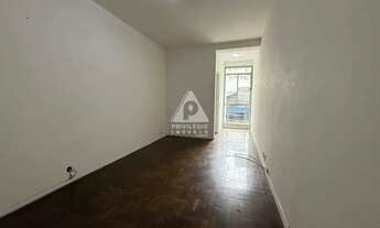 Imagem 7: Apartamento 2 quartos e dependência completa em Botafogo