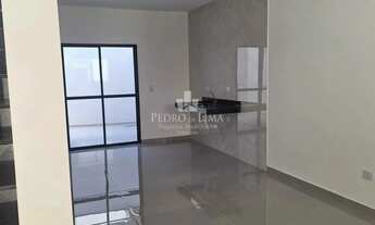 Imagem: Sobrado frontal de 3 quartos, sendo 1 suíte