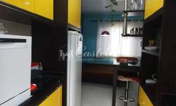 Imagem 4: Sobrado à venda, no Bairro Uvaranas, em PONTA GROSSA - PR