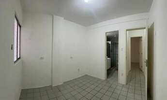 Imagem 2: Imóvel para aluguel possui 70 metros quadrados com 3 quartos em Torre - Recife - PE