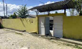 Imagem: Vende-se uma casa em Amado Bahia