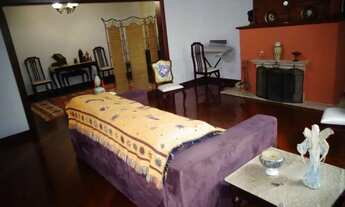 Imagem: Casa à venda 6 Quartos, 2 Suites, 4 Vagas