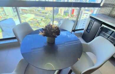 Imagem 2: Aluguel Alto Padrão Mobiliado, Planej e Equip, 95m² 3Qts 1Sui, Sala Clmatiz Var Gourmet, 2