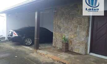 Imagem: Ampla Casa com 4 dormitórios à venda