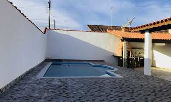 Imagem 5: APROVEITE JÁ ESTA BELA CASA COM PISCINA!!