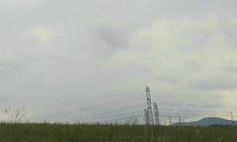 Imagem 7: Sítio a venda possui 128.000 metros quadrados, 02 casas e 01 lago