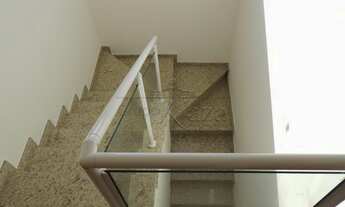 Imagem 7: Sobrado para venda tem 210 metros quadrados com 4 quartos em Loteamento Villa Branca - Jac