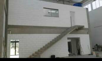 Imagem 3: Galpão/Depósito/Armazém para aluguel possui 750 metros quadrados