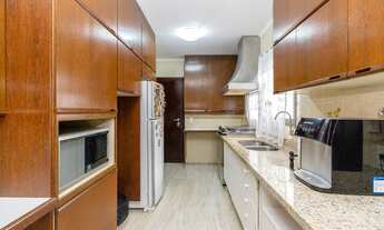 Imagem 7: Apartamento para venda possui 156 metros quadrados com 4 quartos em Vila Uberabinha - São