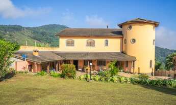 Imagem 4: Chácara para venda possui 650 metros quadrados em Mairiporã/SP