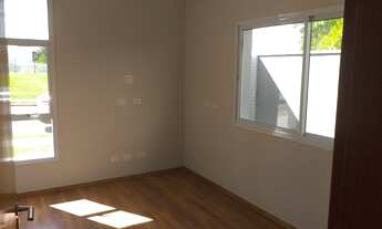 Imagem 4: Casa de condomínio para venda possui 254 metros quadrados com 3 quartos