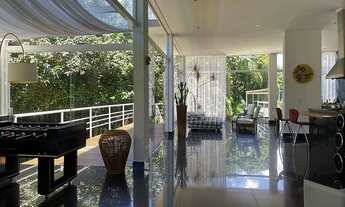 Imagem 5: Casa de condomínio para venda tem 319 metros quadrados com 4 quartos