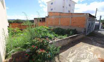 Imagem: Terreno à venda, 200 m² por R$ 135.000,00