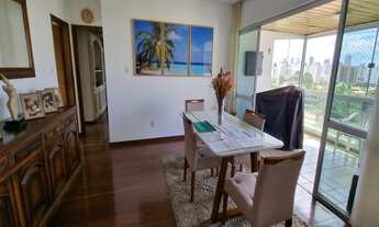 Imagem 3: Com ambientes amplos e confortáveis esse apartamento com três quartos nascente a venda no