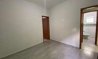 Imagem 4: Casa com piscina pertinho da praia