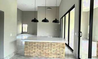 Imagem 4: Casa térrea para venda com 300m² - 4 suítes e espaço gourmet