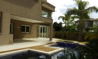 Imagem: Casa Alphaville para venda possui 642 metros