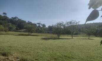 Imagem 3: Linda Chácara de Novela , 20 mil Metros - Apenas 15 minutos do Centro - Ac Permuta