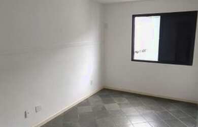 Imagem 5: Apartamento para venda possui 65 metros quadrados com 2 quartos em Enseada - Guarujá - SP