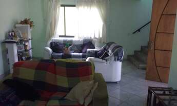 Imagem 7: Sobrado á venda, 264 m², 4 Dormitórios, 4 Suites, 5 Vagas