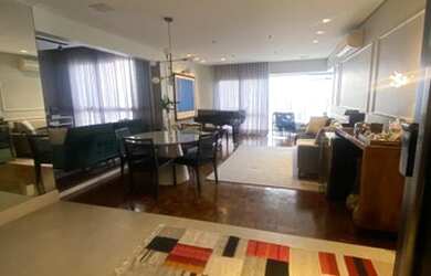 Imagem 2: Vendo lindo apartamento andar alto face norte reformado com 3 suítes e 3 vagas