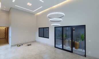 Imagem 2: Casa de condomínio térrea para venda possui 160 metros quadrados com 3 quartos