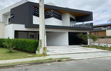 Imagem 2: Lindo Sobrado cond. Fechado no Urbanova