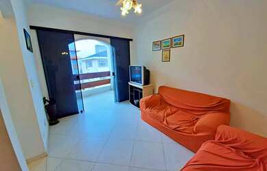 Imagem 2: OPORTUNIDADE!! AMPLO APARTAMENTO, 200 METROS DA PRAIA