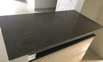 Imagem 4: Varanda com vista para piscina - 03 dormitórios com 01 suíte - 01 vaga