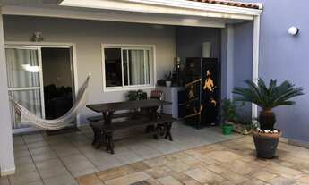 Imagem 3: Casa de condomínio sobrado para venda tem 130 metros quadrados com 3 quartos