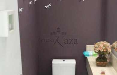 Imagem 4: Casa de condomínio sobrado para venda tem 890 metros quadrados com 4 quartos