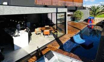 Imagem: Maravilhosa casa de esquina com 4 suítes