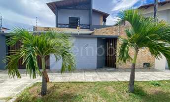 Imagem: Sobrado para venda tem 315 metros quadrados