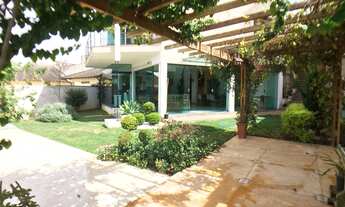 Imagem: Casa à venda com 564 m² com 4 suites