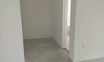 Imagem 5: Alto Padrão em Alphaville - 336 n² - 4 suites - Hall Privativo - 4 vagas + depósito