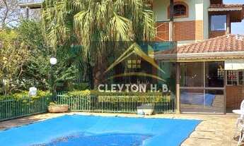 Imagem 2: Sobrado para venda 450m2-5 Quartos-6 Vagas-Edícula-Piscina-Cozinha Gourmet-Pomar- Piracaia