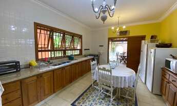 Imagem 6: Casa de condomínio térrea para venda possui 300 metros quadrados com 4 quartos