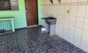 Imagem 3: Casa térrea p/ aluguel com 2 quartos, sala Cz, e 2 vagas de garagem em Atibaia - SP