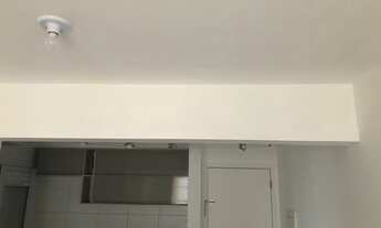 Imagem 6: Varanda com vista para piscina - 03 dormitórios com 01 suíte - 01 vaga