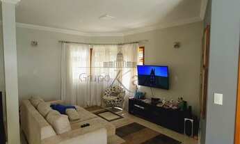 Imagem 5: Casa de condomínio para venda tem 193 metros quadrados com 3 quartos