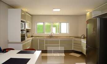 Imagem 7: Lago Azul Casa em ótima localização em bela esquina muito arborizada com 4 Suítes