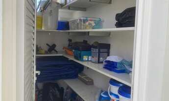 Imagem 5: Casa de condomínio sobrado para venda possui 304 metros quadrados com 3 quartos