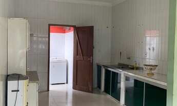 Imagem 7: Casa com piscina