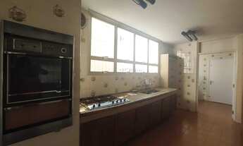 Imagem 6: Comercial para Venda em Peruíbe, Centro, 3 dormitórios, 2 suítes, 1 banheiro, 4 vagas